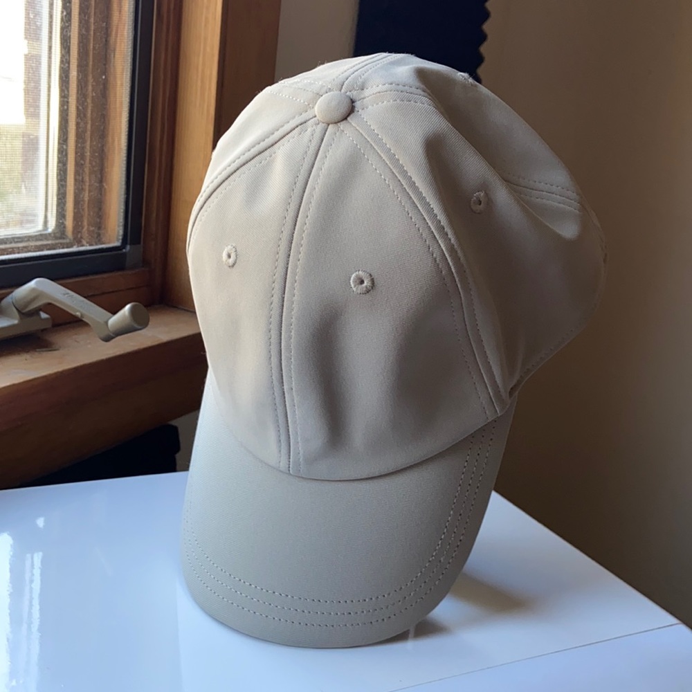 Lulu Lemon Hat